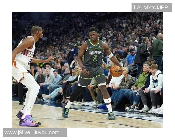 兰德尔谈与爱德华兹的默契配合:赛季磨合让我们更加默契无间 兰德尔谈与爱德华兹的默契配合:赛季磨合让我们更加默契无间