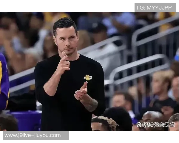 拉拉维亚谈防守挑战雷迪克鼓励我展现强硬风格