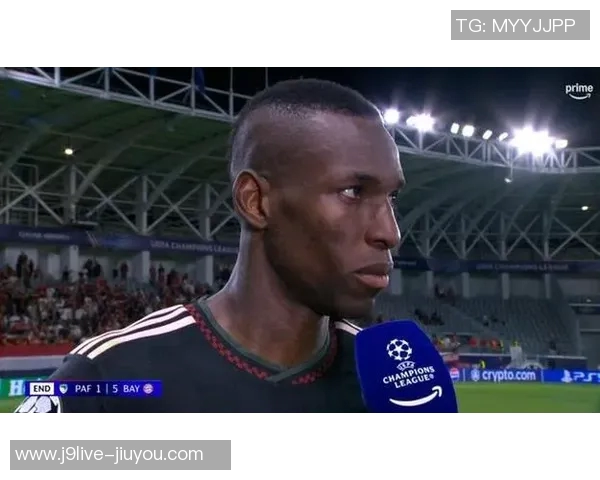 杰克逊头部明显突出拜仁首发图引发球迷热议