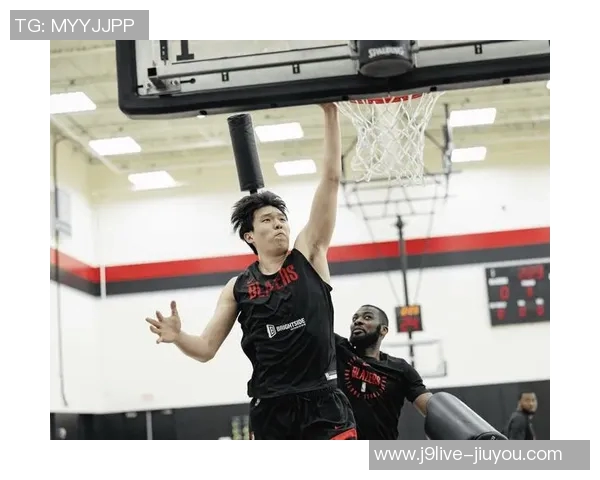 雷霆半场表现出色领先开拓者8分SGA贡献17分5助攻杨瀚森未能登场