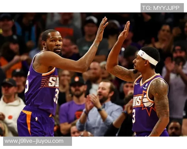 太阳重拾状态连胜三场最近九战豪取八胜一负展现强势表现 太阳重拾状态连胜三场最近九战豪取八胜一负展现强势表现