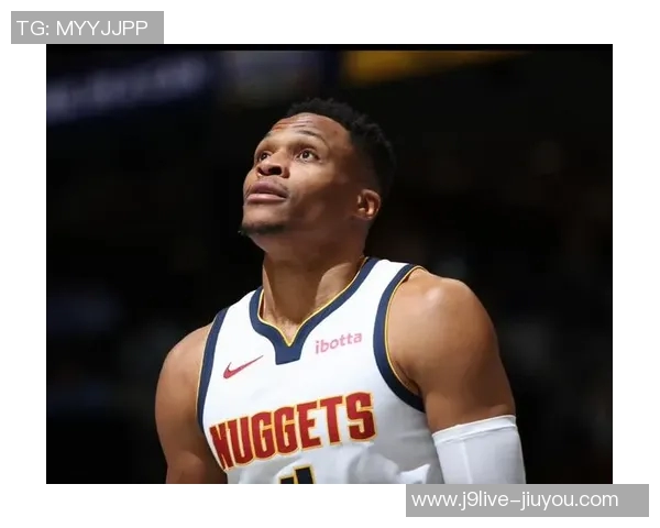 威少创造历史成就生涯第200次三双独占NBA纪录引发热议 威少创造历史成就生涯第200次三双独占NBA纪录引发热议