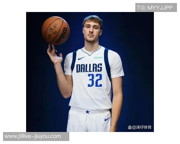 弗拉格12月表现惊艳圆梦月最佳新秀场均24分6板4助效率超高